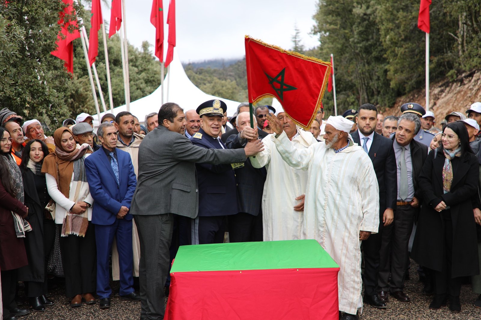 خنيفرة .. إطلاق وتدشين مشاريع غابوية وسياحية وطرقية بمناسبة عيد الاستقلال